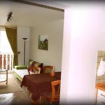 Roudenhaff Guestfarm 3*
